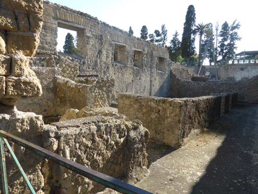II.1 Herculaneum, September 2015. Rooms on south side of atrium.